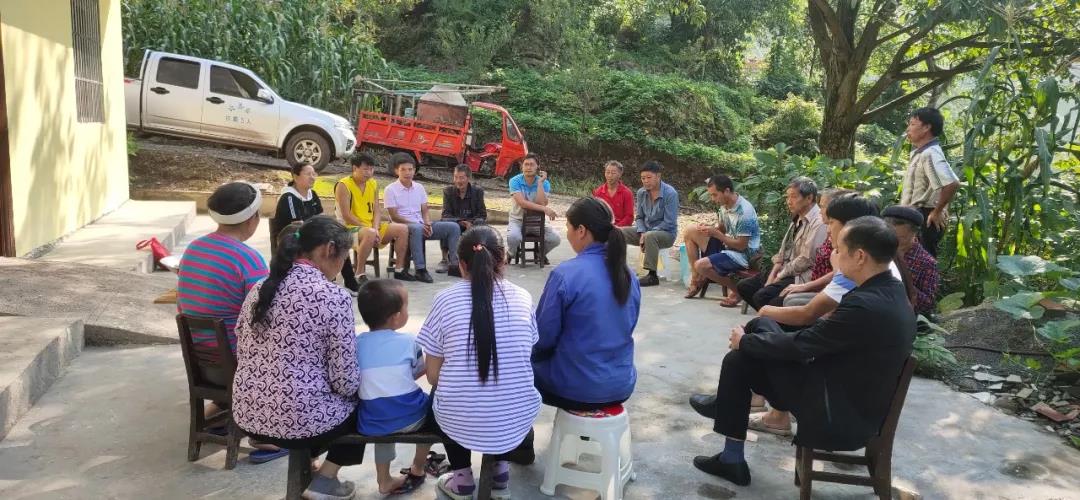 扶贫7.jpg 扶贫7.jpg