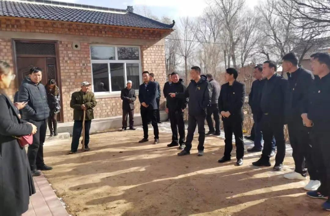 扶贫4.jpg 扶贫4.jpg