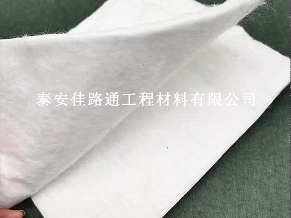 涤纶土工布在污水处理建设中的创新应用技巧 涤纶土工布在污水处理建设中的创新应用技巧