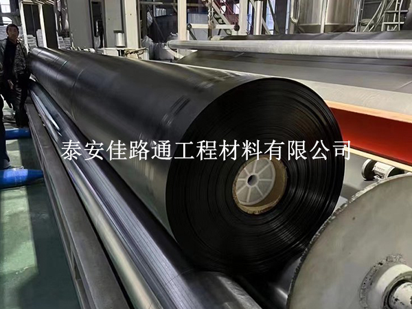污水处理防渗膜运输技巧:安全高效,轻松启程 污水处理防渗膜运输技巧:安全高效,轻松启程