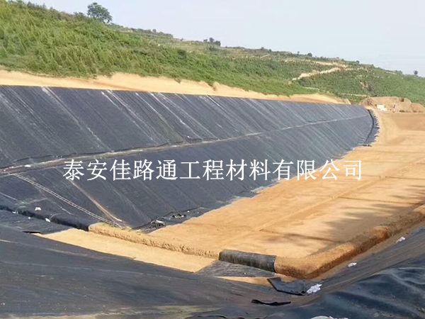 污水处理调节池防渗膜修复项目实践与探索 污水处理调节池防渗膜修复项目实践与探索